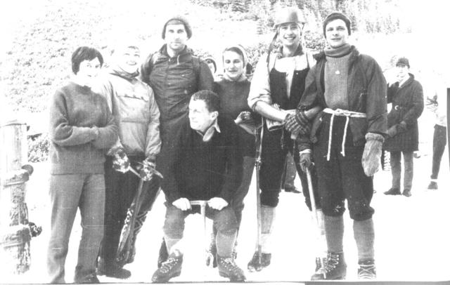 Moko styczeń 1964. Od lewej NN, Danka Hertz, Janusz Kurczab, NN, Krystyna Konopka, Jacek Woszczerowicz, Andrzej Skłodowski