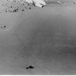 historyczne zdjęcie z czasu I-szego zimowego przejścia "Ścieku" od napisu "łoić" powstali łojańci 
