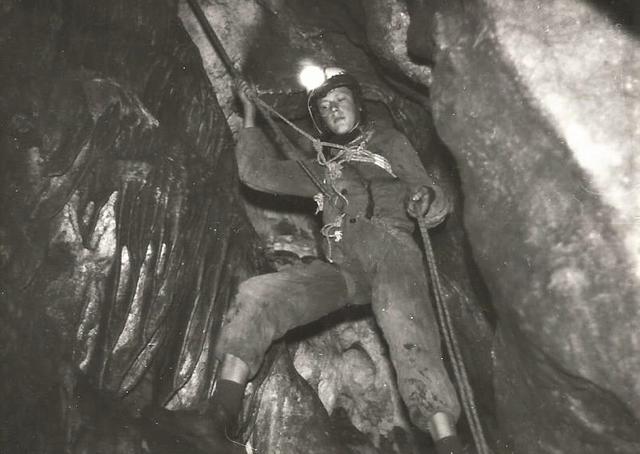 JaskiniaKoralowa.1