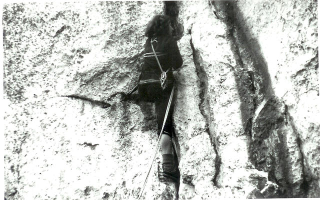 Mrówka prowadzi Bodzia w Dol.Kobylańskiej.Za chwilę odpadnie,wyrwie przelot i złamie sobie kręgosłup(bez porażenia rdzenia)