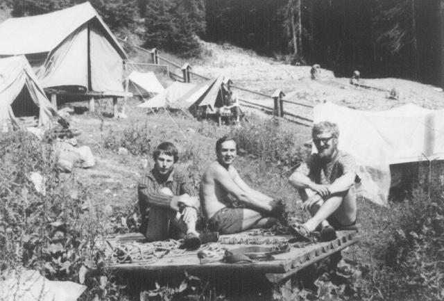 Wojciech Kurtyka, Janusz Kurczab i Michał Gabryel na Taborisku Moko
