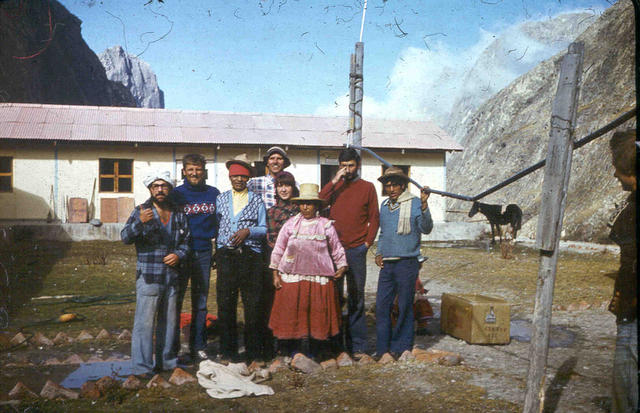 P_08:	Maciek Stobierski, Stasiu Wylezalek, Grazyna Pawlowska ,Michal Chwistek, Adam Pietras.
