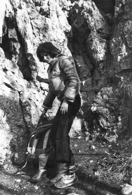 1977