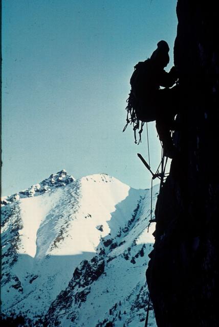 Krzysztof  Żurek na ścianie Gankowej Strażnicy 1977 r.