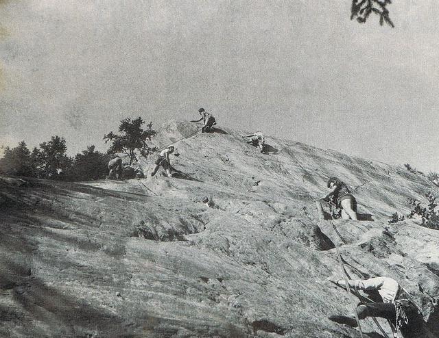 18 Na wyjsciu z Les 3 gollots, Les dalles d'Arveyron, Chamonix, 1983, photo J. Allary