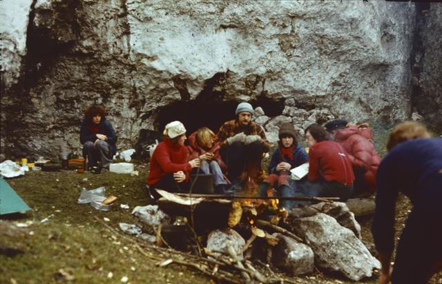 Podlesice-pod Ryglem.Od lewj -E. Zając (z tyłu),I.Kęsa,E. Pankiewicz,R.Urbanik,Danuta Wach ,Zbyszek Wach ,K.Pankiewicz