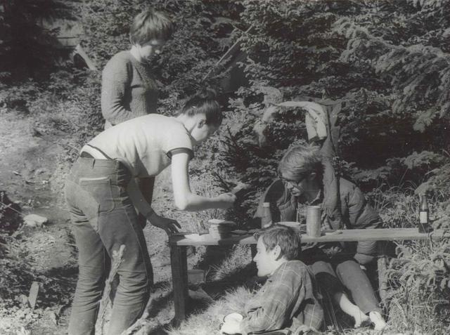 Marta Piotrowska ( Miecznik ), Hanka Szymanke ( Mierzejewska ), B. Miecznik, Henek Mierzejewski, Hala 1971