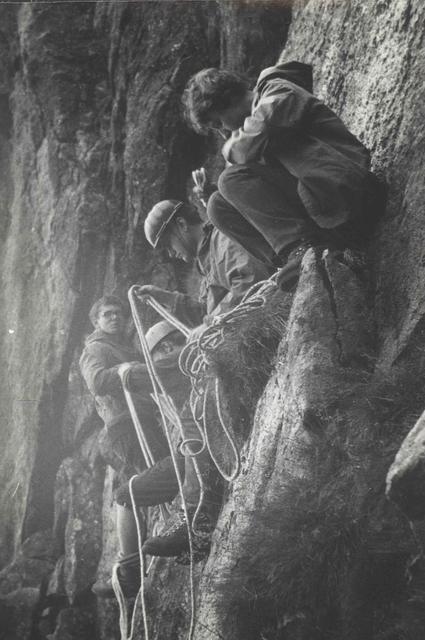 Żabi Mnich - od lewej Jurek Jurkiewicz, Romek Lipiński, B. Miecznik i Janka, 1967 

