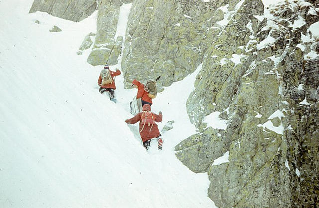 pod ściana, zima, Tatry koniec lat 70-tych zdj. Z.Migdał