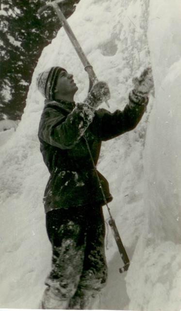 28 / Janusz Skorek	Tatry: pod lodospadem	12.1970