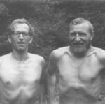 14.	Jasiek Kiełkowski i Tadek Piotrowski w Dol. Kobylańskiej (po uzyskaniu stopnia instruktora), rok 1967