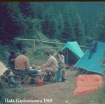  Hala Gąsienicowa 1968r, przerwa w deszczu. Pierwszy z prawej Sławek Andrzejewski &#8222;Demezon&#8221;